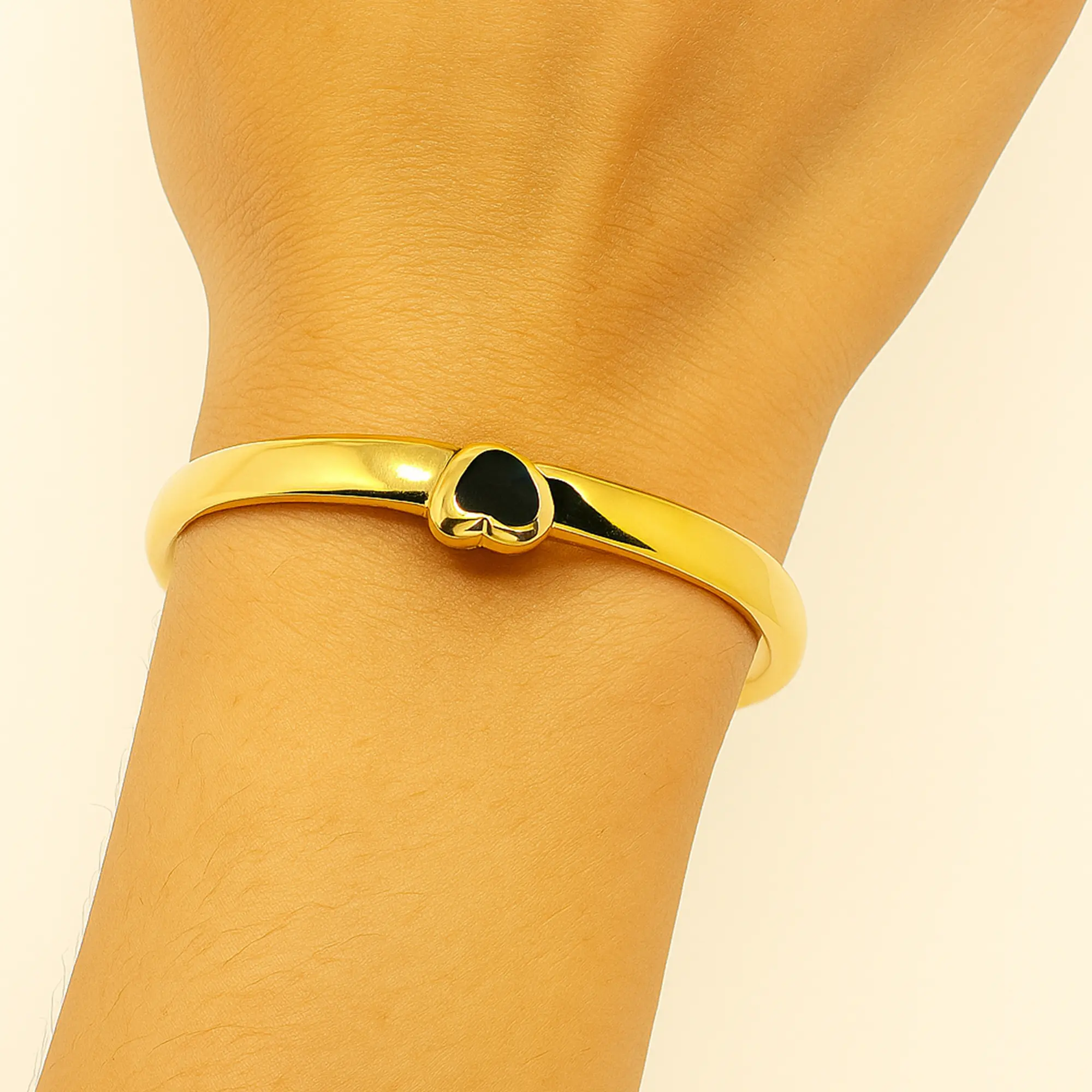Cute Heart Bracelet - Hover