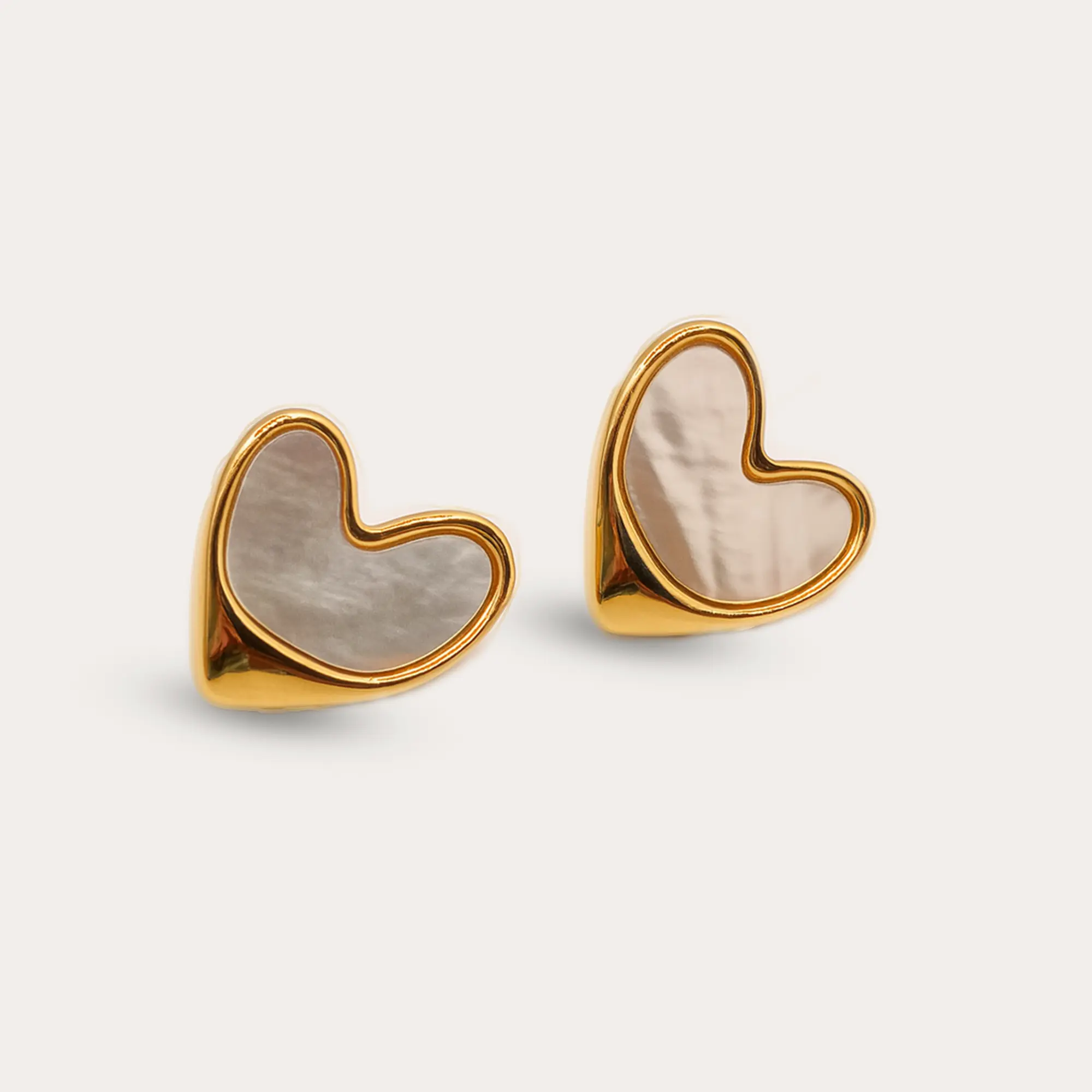 Golden & White Hearts - Main